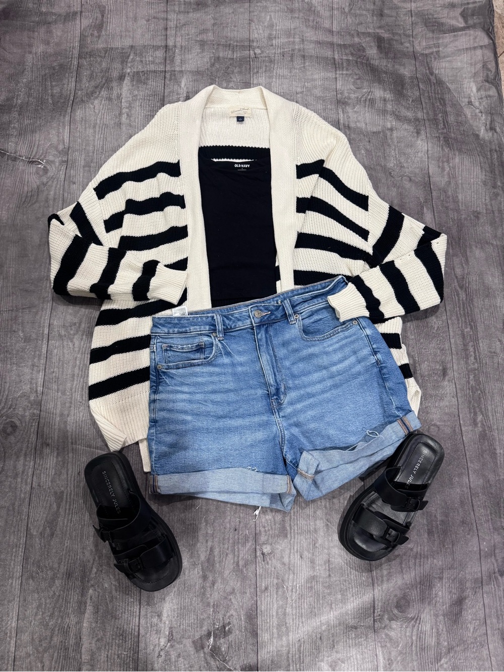 Universal Thread Black & Cream Striped Open-Front Cardigan Sweater